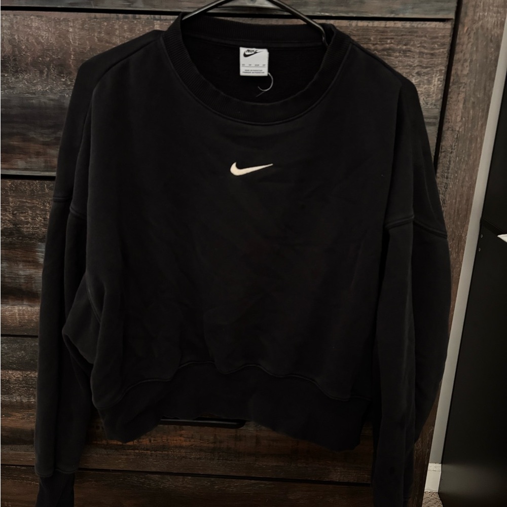 Nike Women's Black Pullover Hoodie